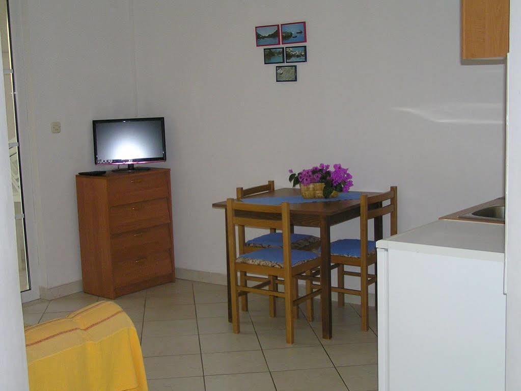 Apartments Paloma Blanca Medulin Extérieur photo